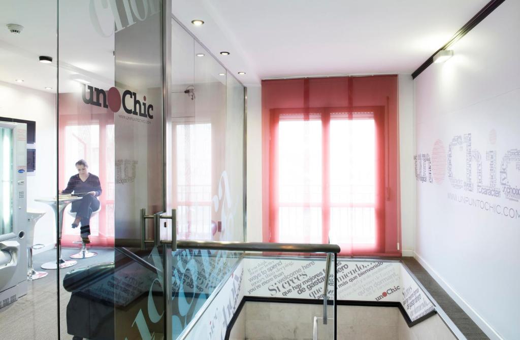 Hostal Un Punto Chic-Joaquin Costa Huesca Exterior foto